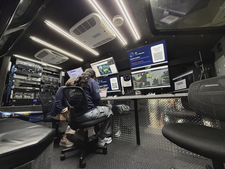 I have modified my own 4Runner quite extensively but it was great to see this taken exponentially further with a full server rack in the Crisis Response Vehicle.