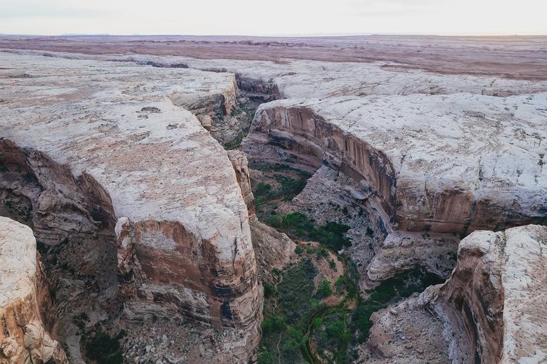 Trin-Alcove canyons.